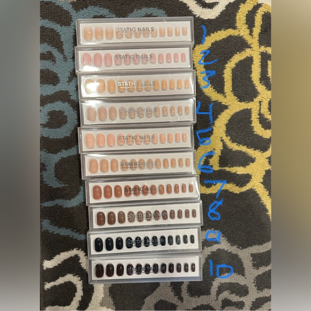 Pop-on Static Brand Nails